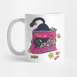 Cute candy eating trick or treat Halloween design Mug